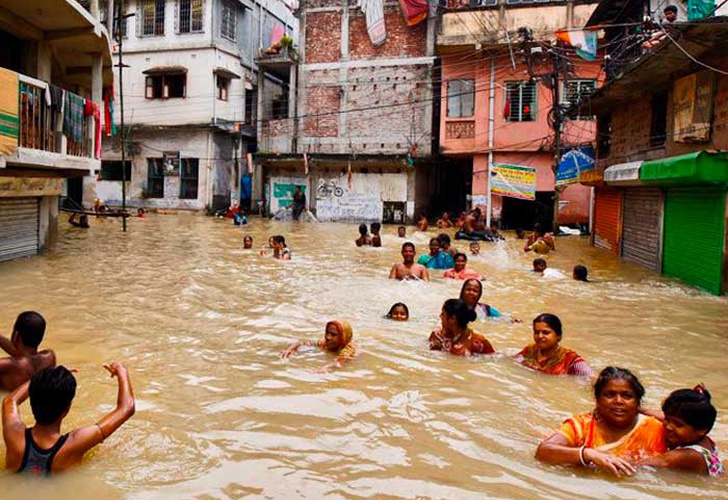 Al menos 114 muertos por inundaciones en Bangladesh