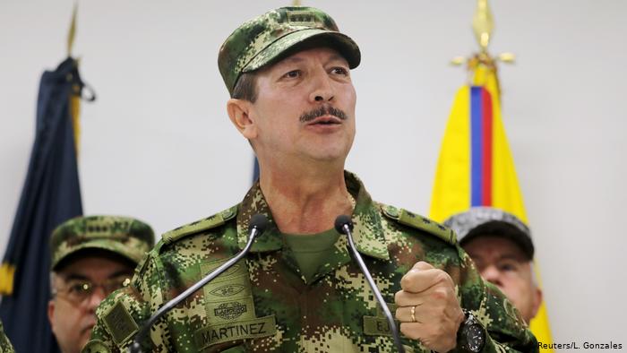 Duque releva a cuestionado jefe del Ejército de Colombia