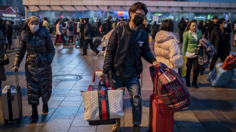 Hong Kong en máximo nivel de alerta por coronavirus