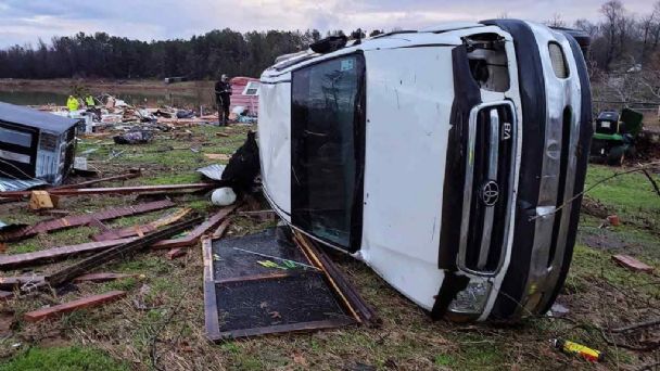 Fuertes tormentas causan varios muertos en el sur de EEUU