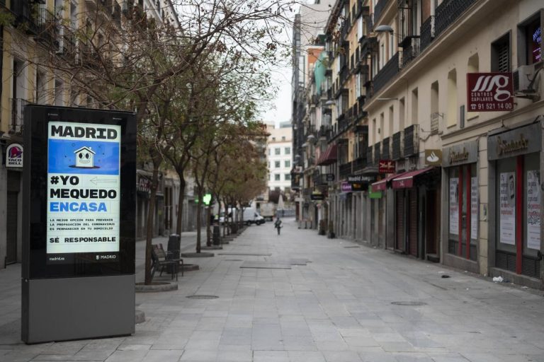 Vuelve a bajar número de muertos diarios en España