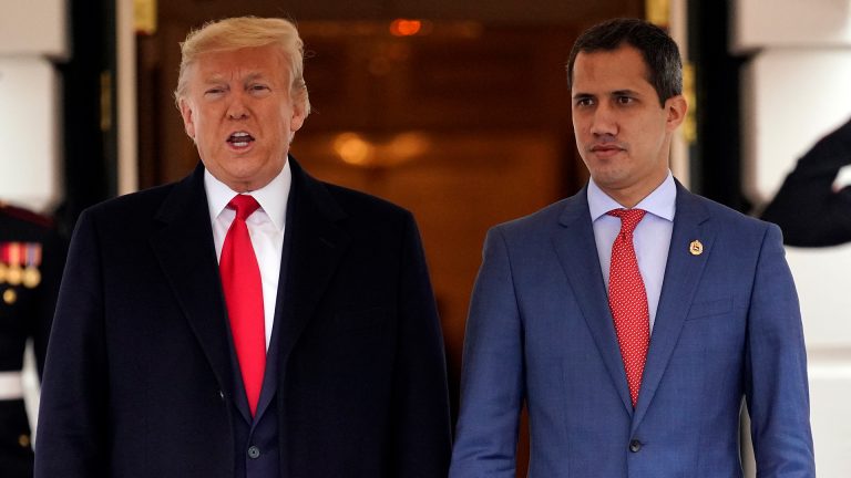 Trump plantea dudas sobre liderazgo de Juan Guaidó