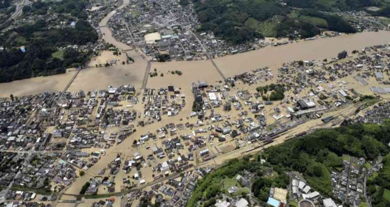 Aumenta el número de muertos por inundaciones en Japón