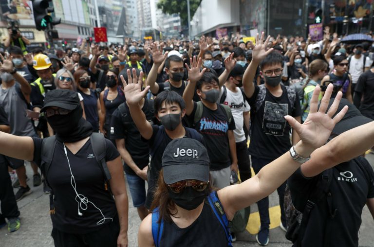 Más de 70 detenidos en Hong Kong por manifestaciones