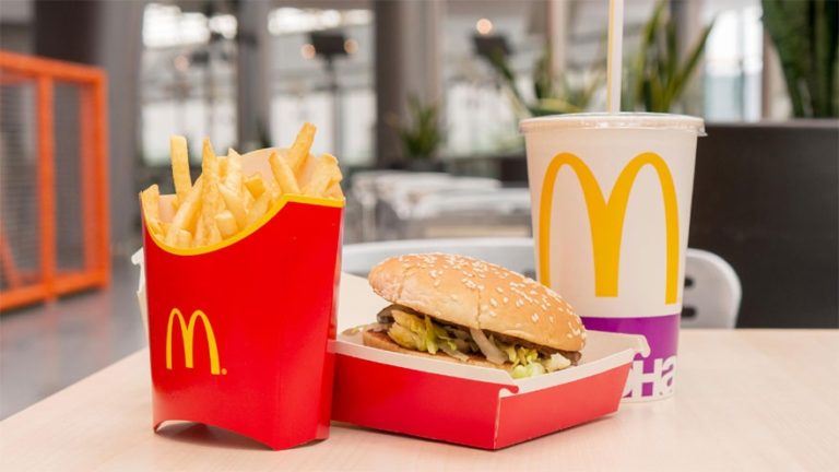 McDonald’s en su nivel más bajo en 13 años por pandemia