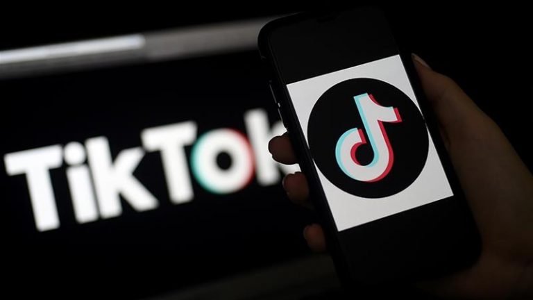 EEUU contempla vetar las redes sociales chinas, incluida TikTok