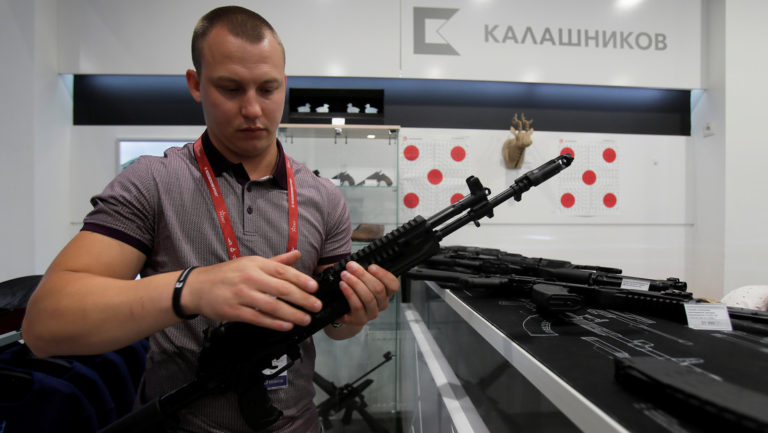 Kalashnikov lanzará la primer arma inteligente de Rusia