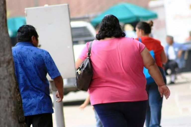 El 85,5% de los fallecidos por COVID-19 padecían obesidad