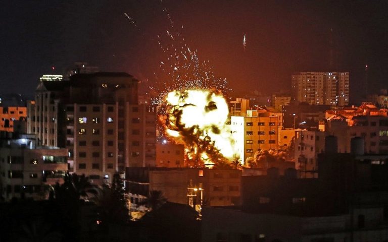 Israel denuncia un ataque masivo desde Gaza