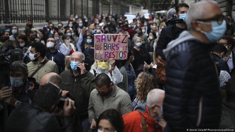 Protestas en Marsella por cierre de restaurantes y bares