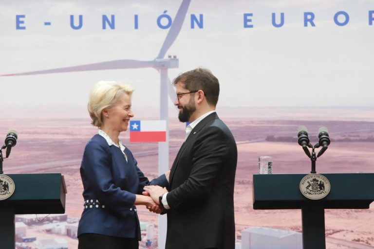 UE