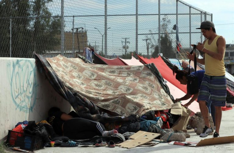Detienen a 246 migrantes en Ciudad de México