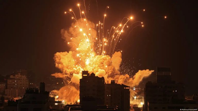 Bombardeos persistieron en Gaza durante la noche