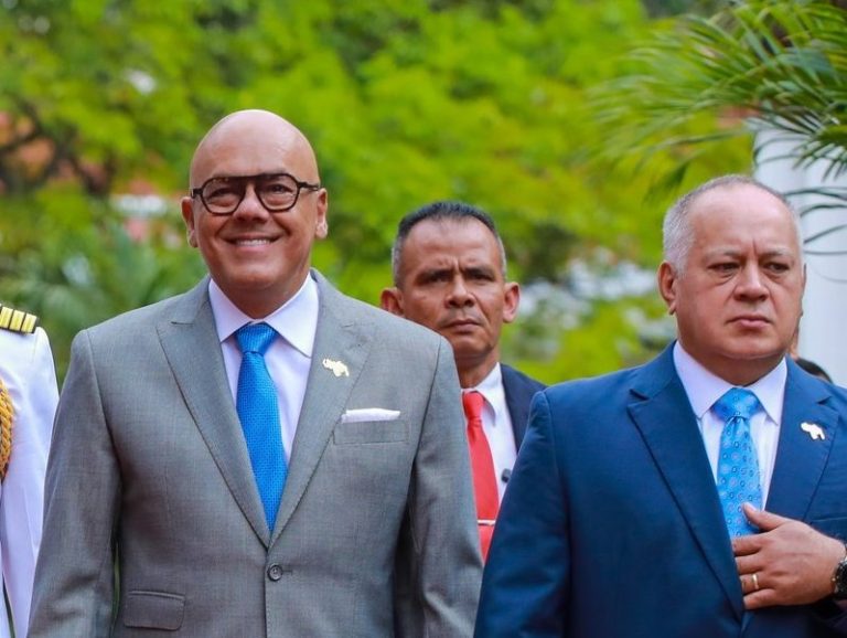 Venezuela omite oposición en calendario electoral