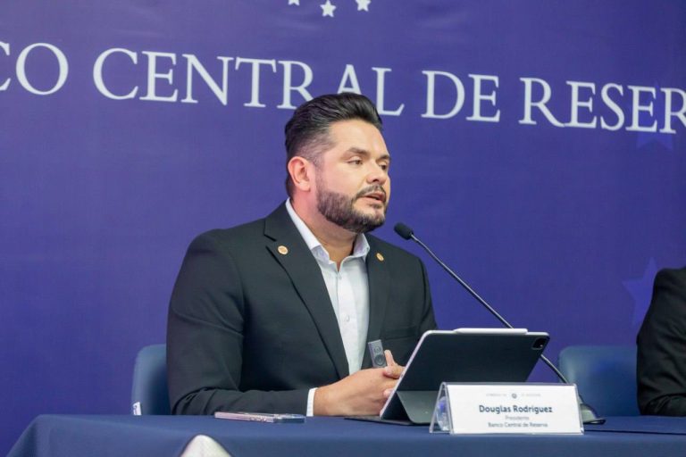 La economía de El Salvador creció 3,5% en 2023