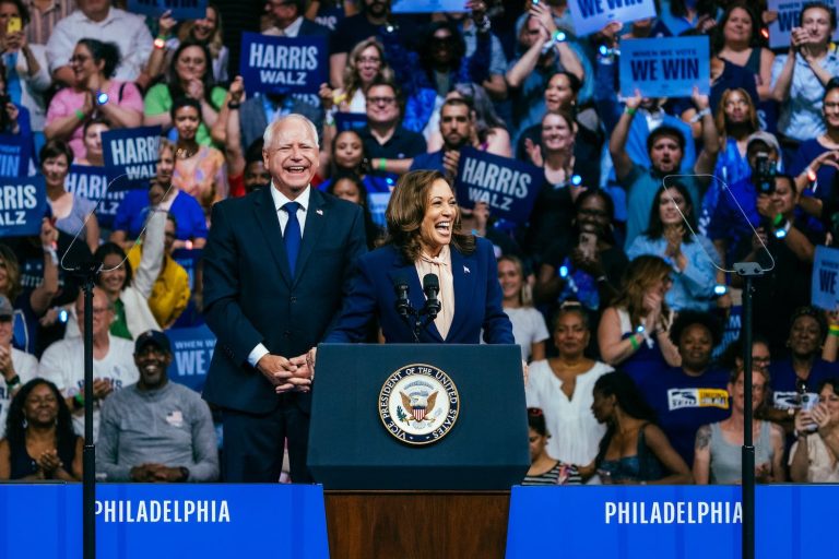 Vuelve la esperanza a los demócratas: Kamala Harris y Tim Walz