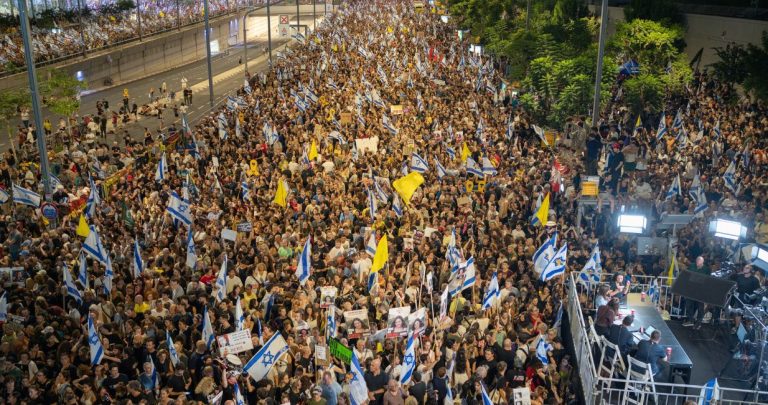 Caos en Israel para exigir un acuerdo sobre los rehenes