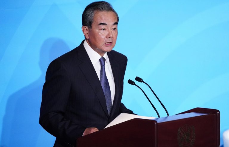 China «dispuesta” a mantener el diálogo con Trump