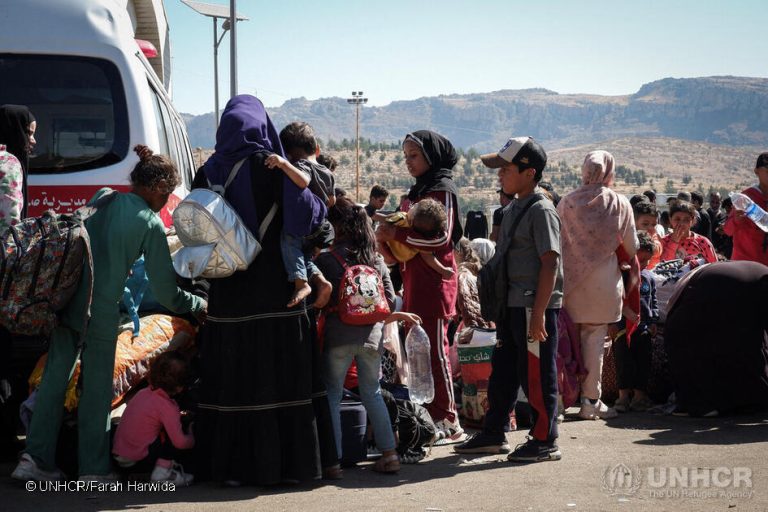 Al menos 25 muertos mientras en bombardeos en Siria