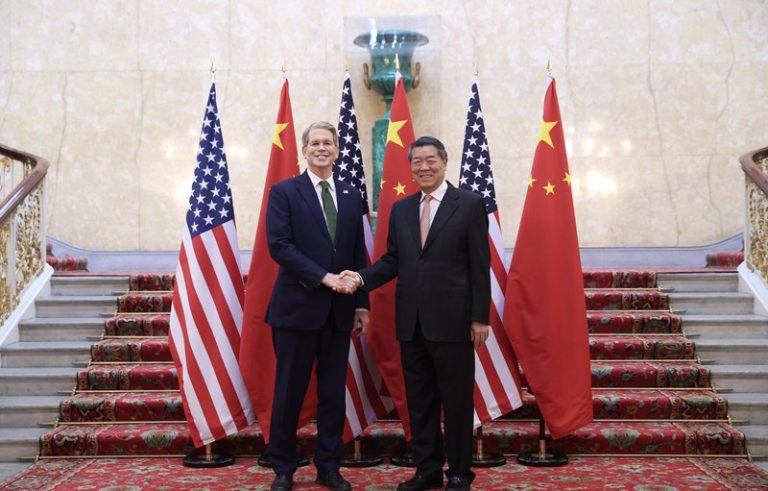 Funcionarios de EEUU y China acuerdan un plan para el comercio: falta la aprobación de Xi y Trump