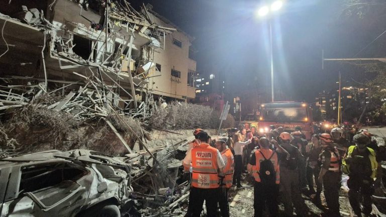 Continúa el intercambio de fuego entre Irán e Israel