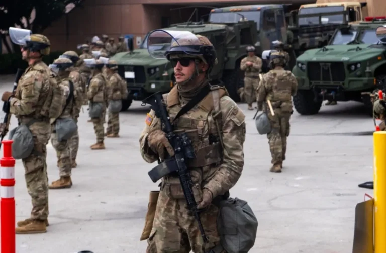 Texas desplegará a Guardia Nacional para «mantener el orden»
