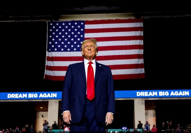 Las políticas arancelarias y fiscales de Trump ponen a prueba las suposiciones sobre el dólar, los mercados y los bonos