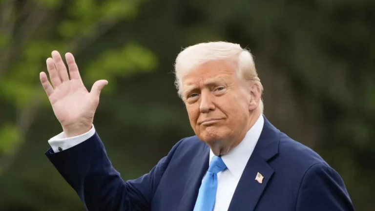 Trump dice que los aranceles a los medicamentos son probables para el 1° de agosto y minimiza nuevos acuerdos