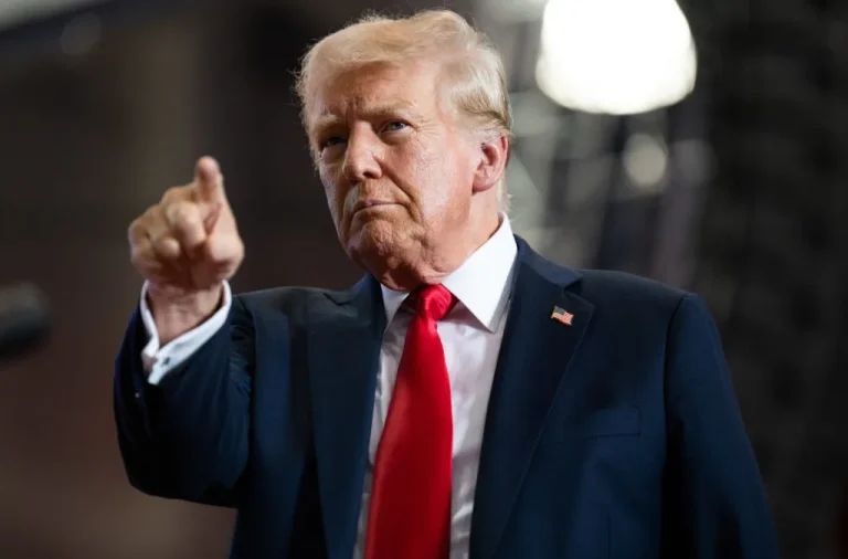 Trump impulsa posible alto al fuego en Ucrania, pero persisten fuertes diferencias sobre el territorio