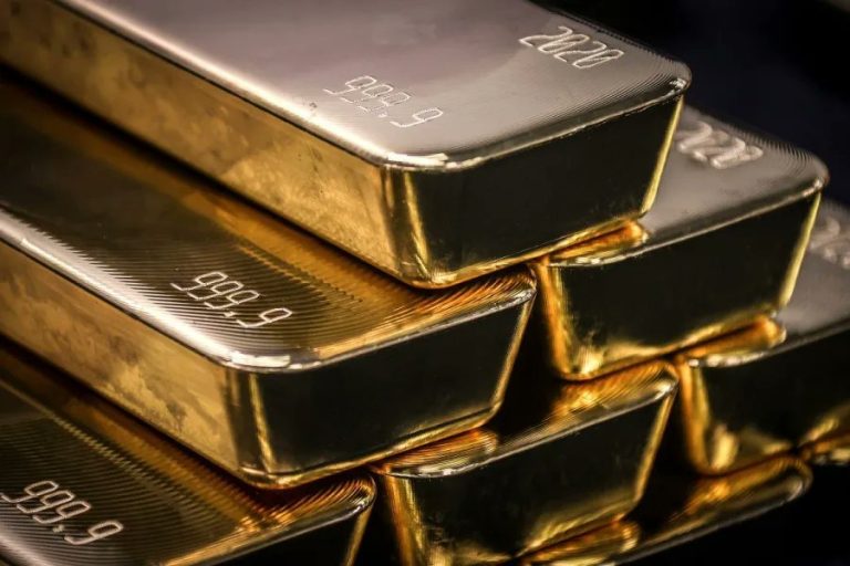 Sorpresiva tarifa al oro en lingotes asesta nuevo golpe a Suiza