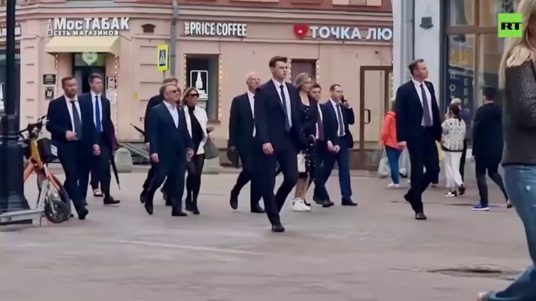 El enviado de Trump llega a Moscú en una apuesta de EE.UU. para poner fin a la guerra en Ucrania