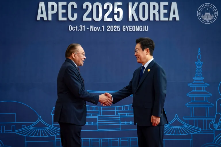 La salida de Trump deja el escenario libre para Xi en la cumbre de APEC