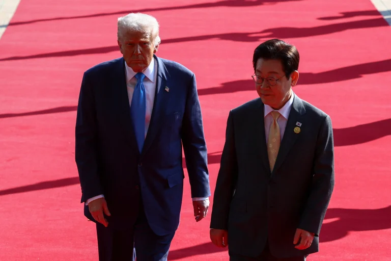 El acuerdo de Trump con Corea del Sur se estanca por diferencias sobre un submarino nuclear