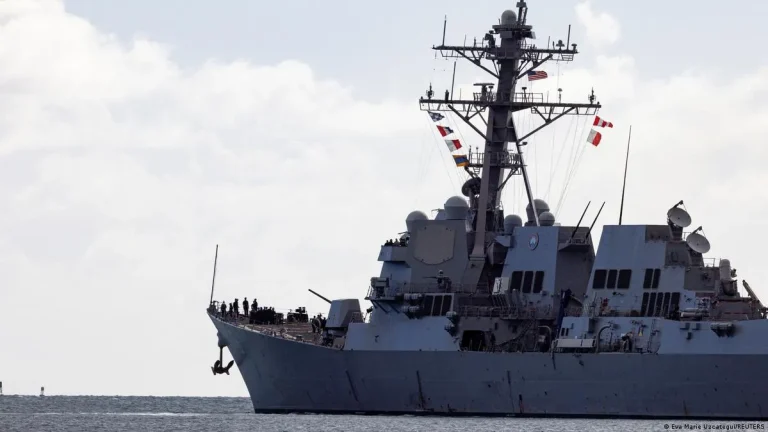 EE.UU. persigue tercer petrolero cerca de Venezuela