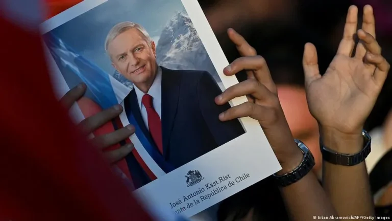 Chile reclama por dichos «inaceptables» de Petro contra Kast