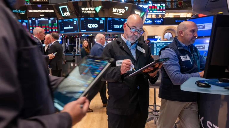 Los rezagados del mercado en 2025 resurgen en el tramo final del año