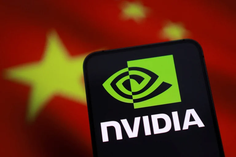 EE.UU. permitirá el envío de chips Nvidia H200 a China, anuncia Trump