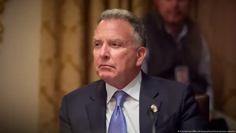 EE.UU. y Ucrania discuten garantías de paz posconflicto