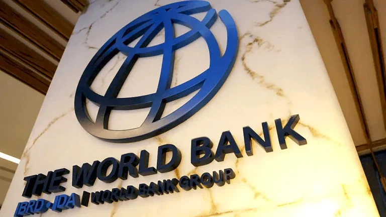 El Banco Mundial rebaja al 2% el crecimiento del PIB de Ecuador en 2026