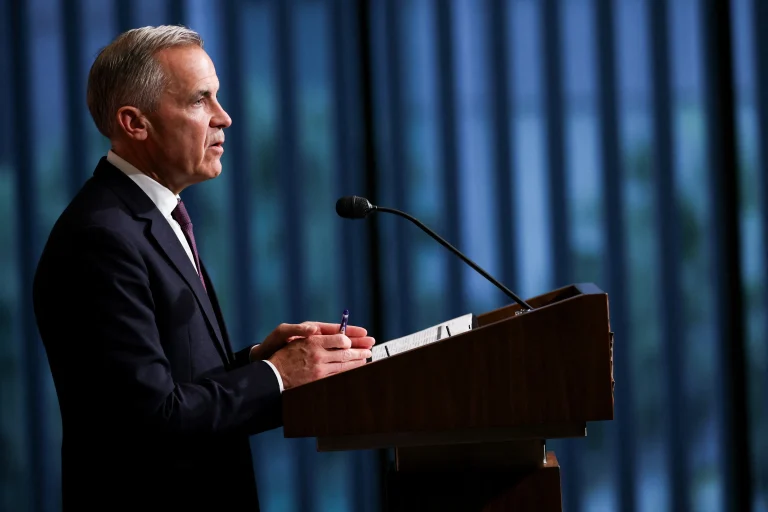 El primer ministro de Canadá visita China tras casi una década de relaciones tensas