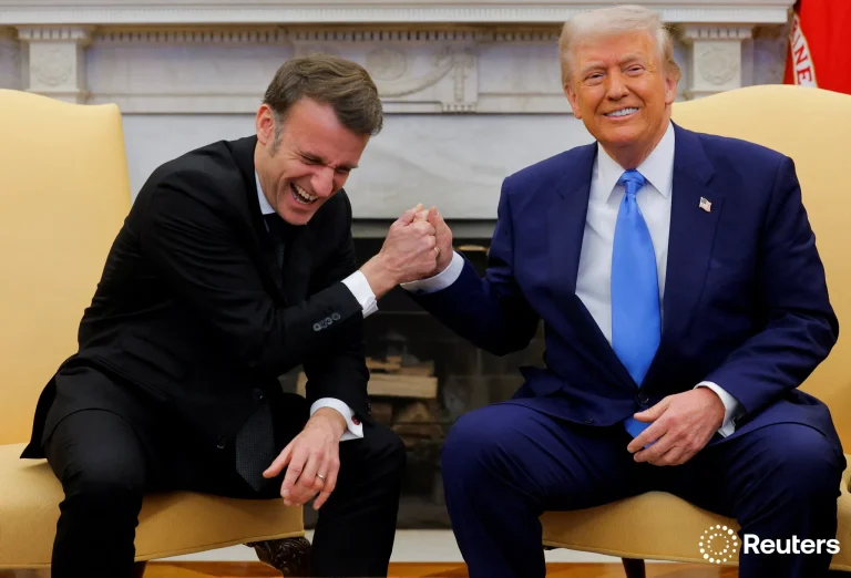 Trump comparte un mensaje de Macron en el que ofrece una cumbre del G7 y cuestiona la estrategia sobre Groenlandia