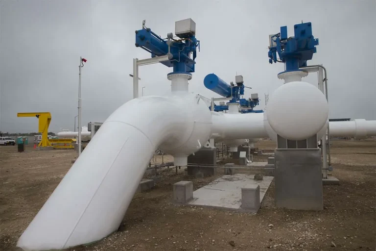 Bolivia busca ampliar la exploración de gas con Petrobras y reforzar la integración energética con Brasil