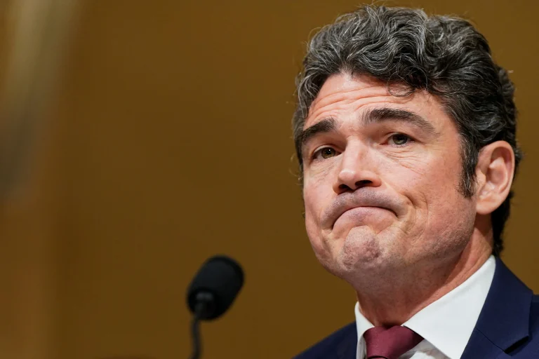 Renuncia alto funcionario de seguridad de EE.UU. y afirma que Irán no representaba una amenaza inmediata