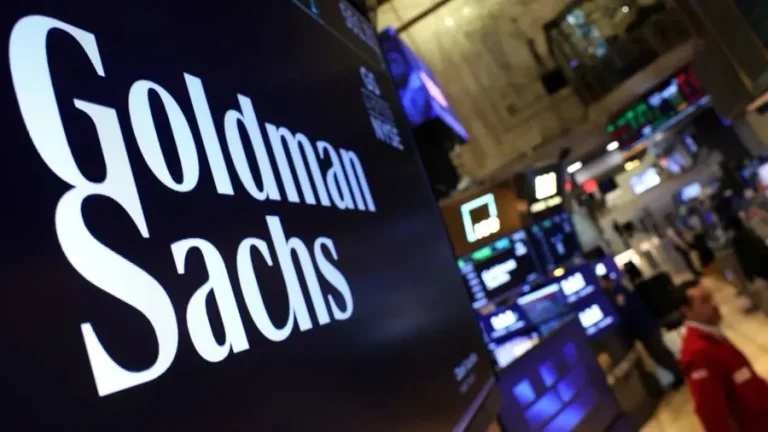 Goldman Sachs ve oportunidad en el crédito privado mientras el retail se retira