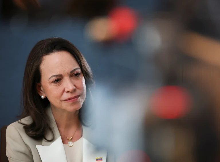 María Corina Machado planea regresar a su país antes de fin de año y pidió acelerar el proceso electoral