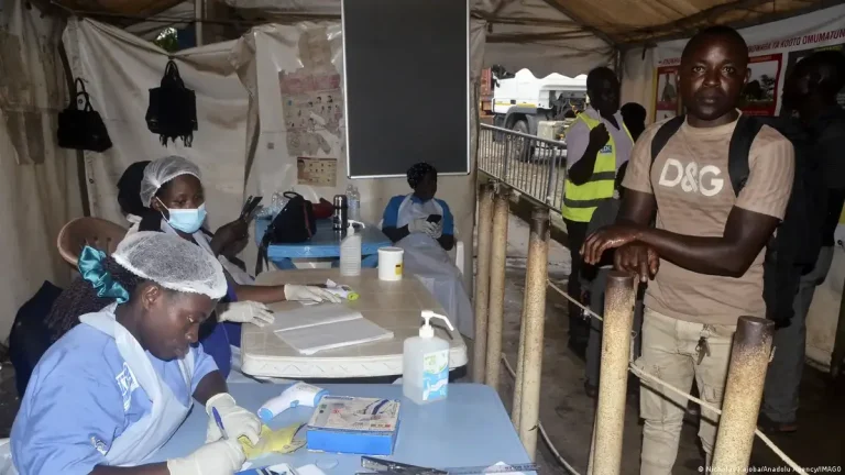 OMS: epidemia de ébola en RD Congo es «extremadamente grave»