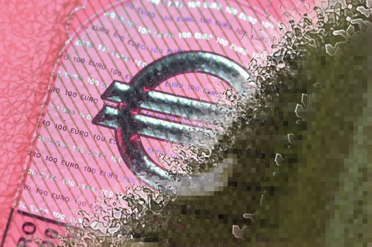 La hegemonía del dólar complica las ambiciones cripto europeas de Lagarde