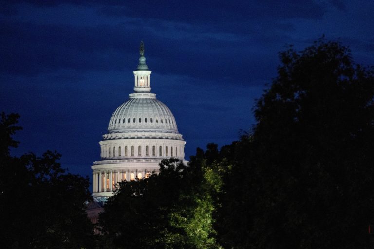La imagen global de Estados Unidos cae por debajo de la de Rusia bajo Trump