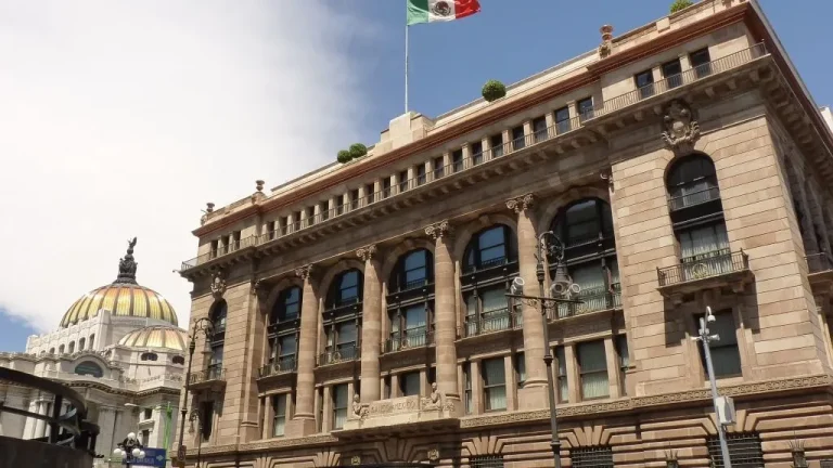 México entra en terreno negativo: el PBI cae un 0,8% en el primer trimestre por el retroceso de todos los sectores
