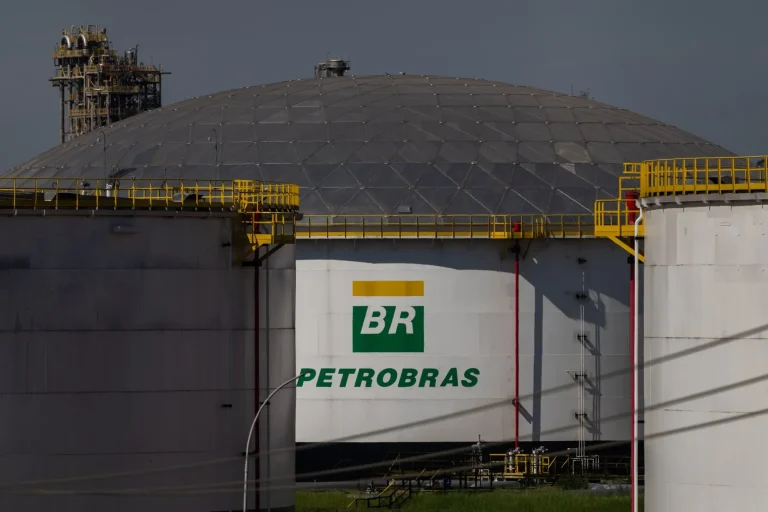 Petrobras decepciona al mercado pese al rally del petróleo por la guerra con Irán